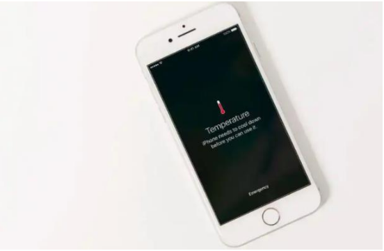 海尾镇苹果手机维修分享iPhone 手机发热如何快速降温 
